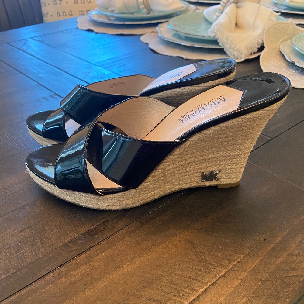 NWOT! Micheal Kors Patent Leather Espadrille Wedge, Size 10